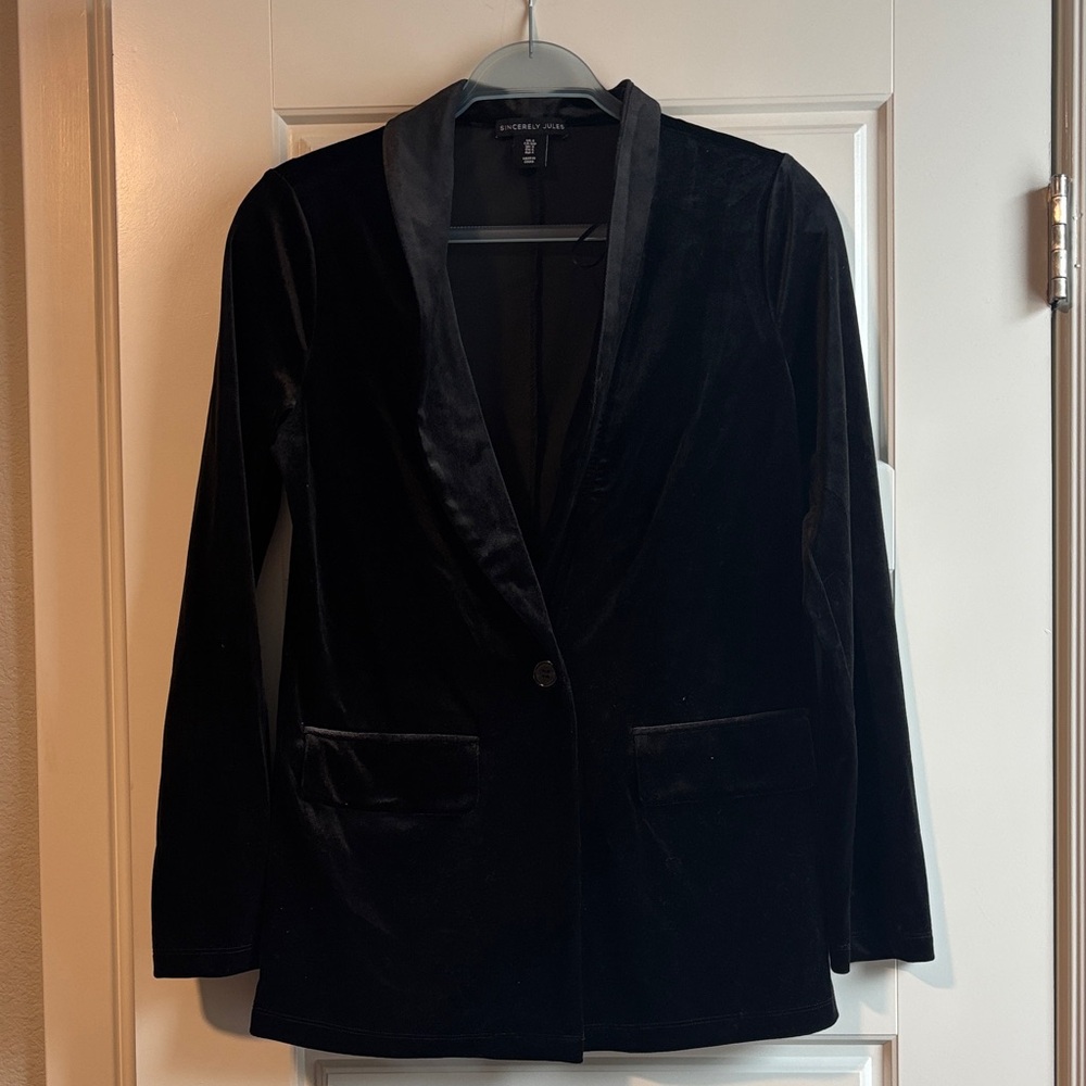 Black Velvet Women's Blazer